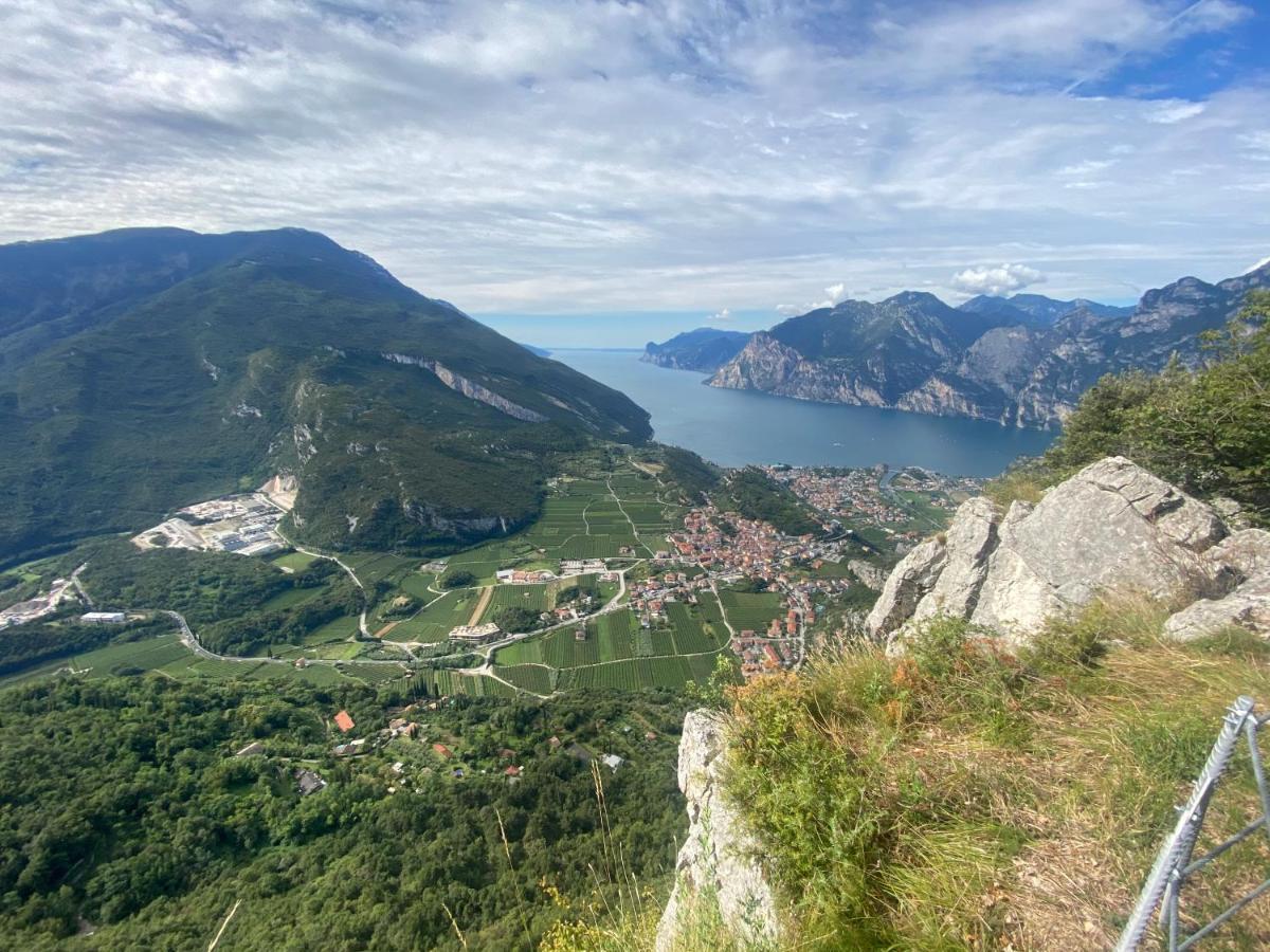 Garda Baldo Apartments_Vivaldi Torbole Sul Garda Esterno foto