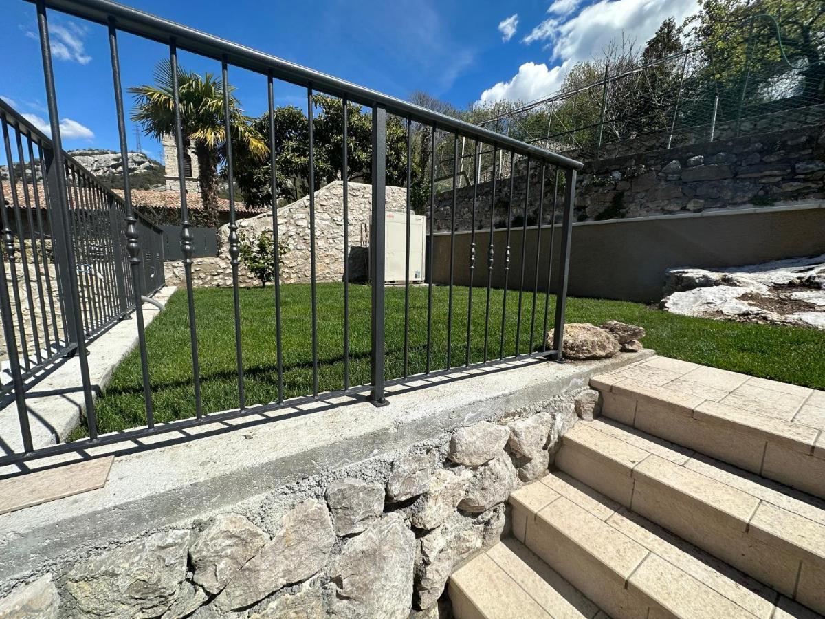 Garda Baldo Apartments_Vivaldi Torbole Sul Garda Esterno foto