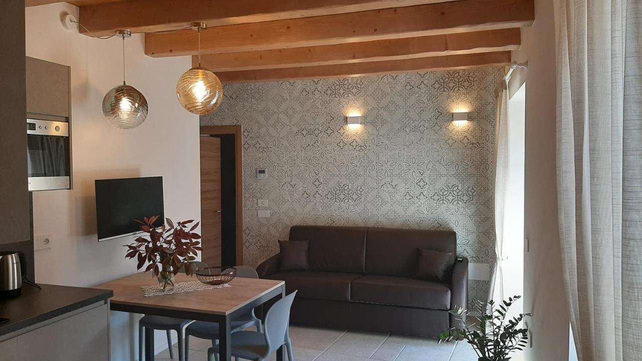 Garda Baldo Apartments_Vivaldi Torbole Sul Garda Esterno foto