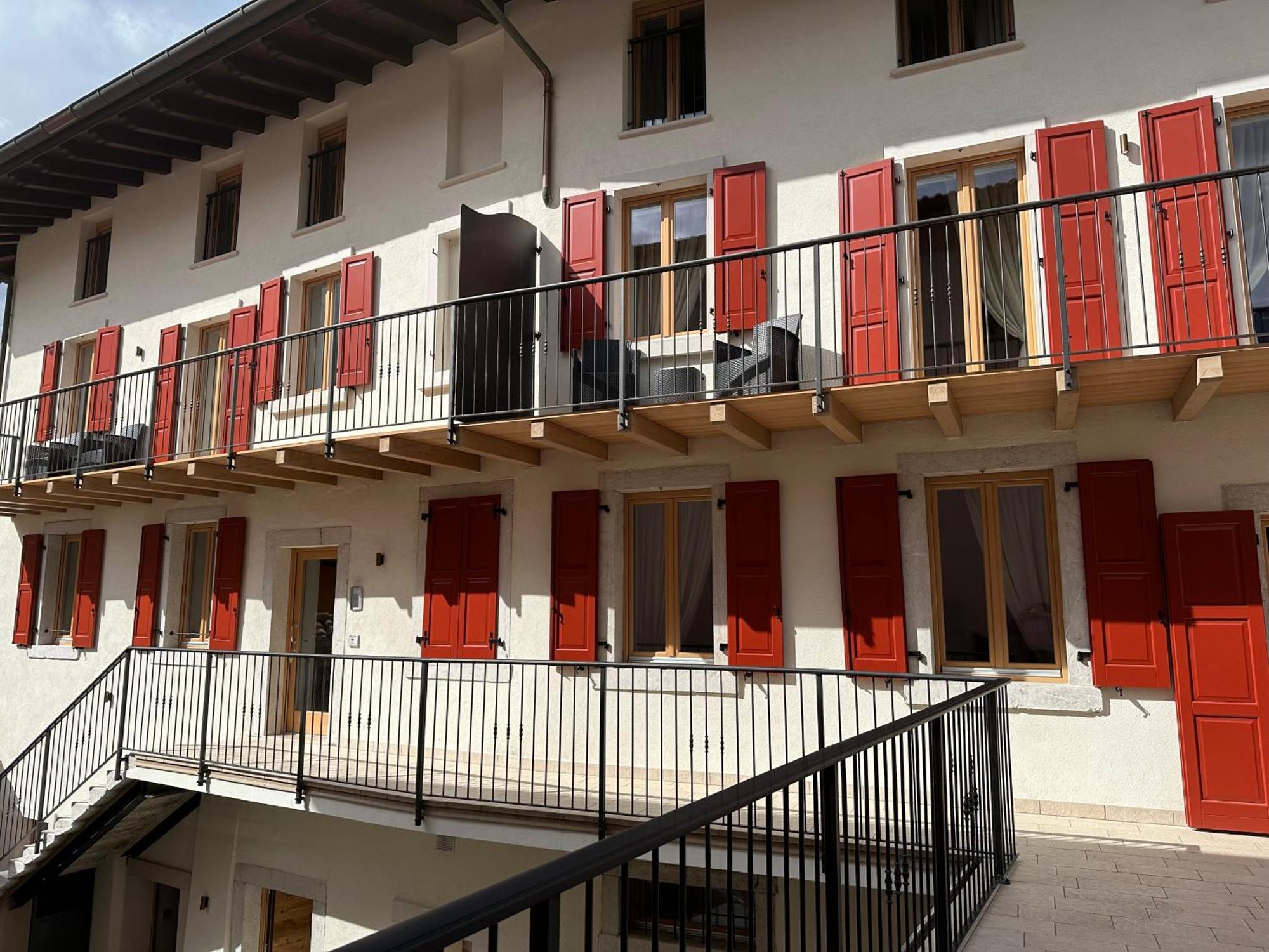 Garda Baldo Apartments_Vivaldi Torbole Sul Garda Esterno foto